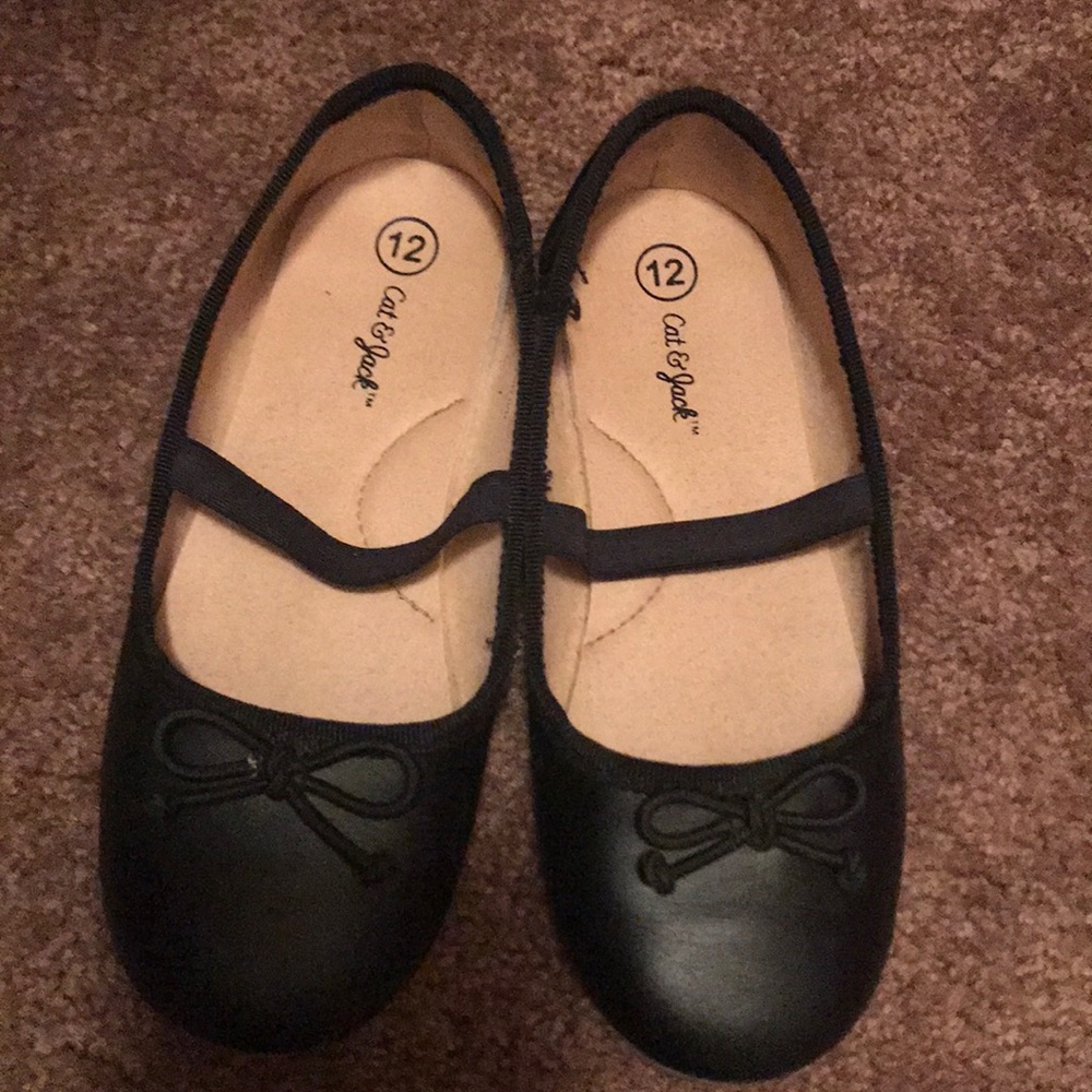 Black flats